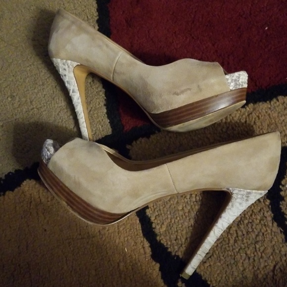 Zara Suede Peep Toe Nude Snake Platform Heels - Picture 4 of 7